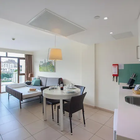 Aparthotel Grupotel Revoli