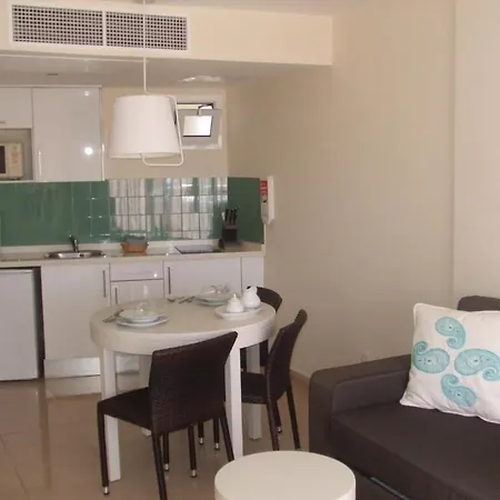 Grupotel Revoli Aparthotel Puerto Rico (Gran Canaria)