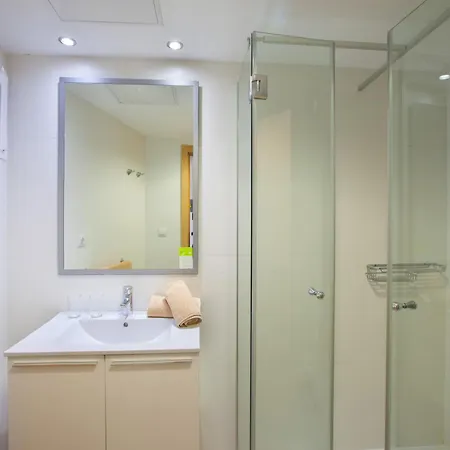 Grupotel Revoli Aparthotel 4*