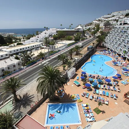 Revoli Apartahotel