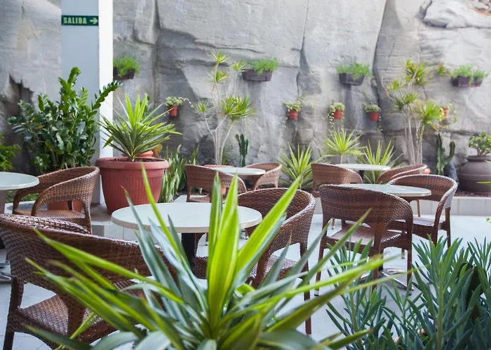 Grupotel Revoli Aparthotel 4*