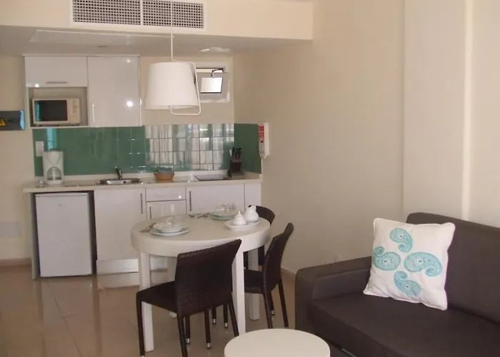 Grupotel Revoli Aparthotel Puerto Rico (Gran Canaria)