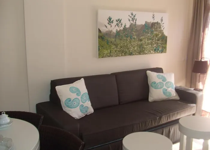 Grupotel Revoli Aparthotel Puerto Rico (Gran Canaria)