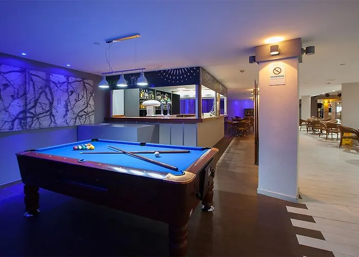 Grupotel Revoli Aparthotel Puerto Rico (Gran Canaria)