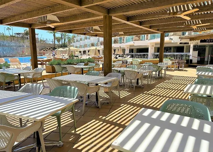 Grupotel Revoli Aparthotel 4*