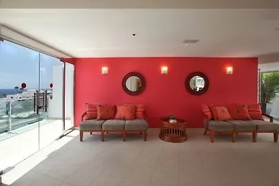 Grupotel Revoli Aparthotel